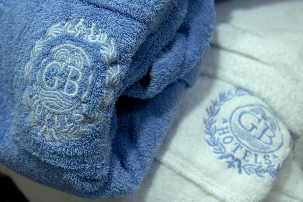 그랜드 호텔 트리에스테 앤 빅토리아 아바노테르메 외부 사진 Towels
